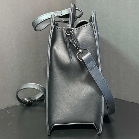 Steve Madden Bevelyn XL Purse (Black) - Picture 4 of 7